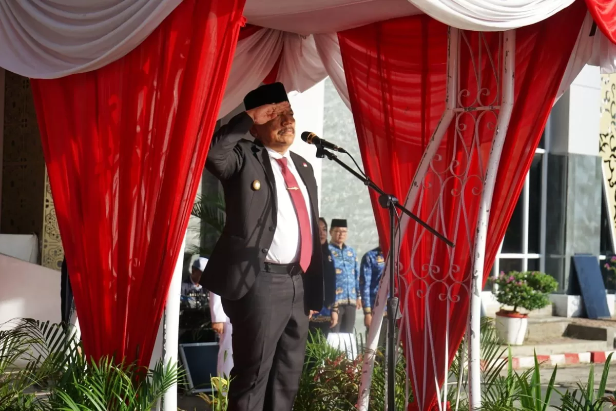 Wakil Gubernur Bengkulu, Mian menjadi inspektur upacara Hari Pancasila di halaman Kantor Gubernur Bengkulu, Senin 1 Juni 2026.(Foto/Ist)   