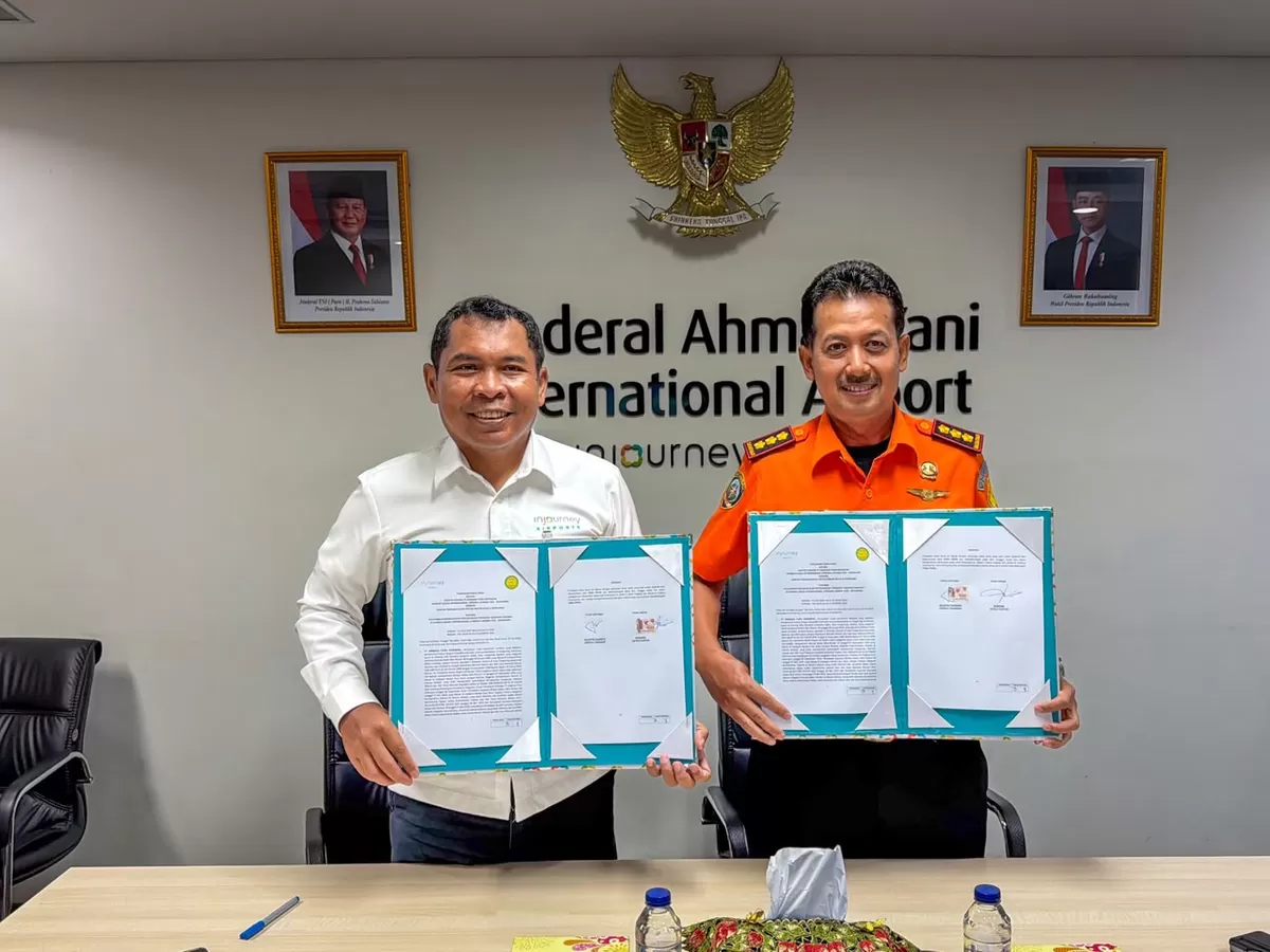Bandara Ahmad Yani Semarang dan Basarnas memperkuat sinergi penanganan keadaan darurat demi keselamatan penerbangan.