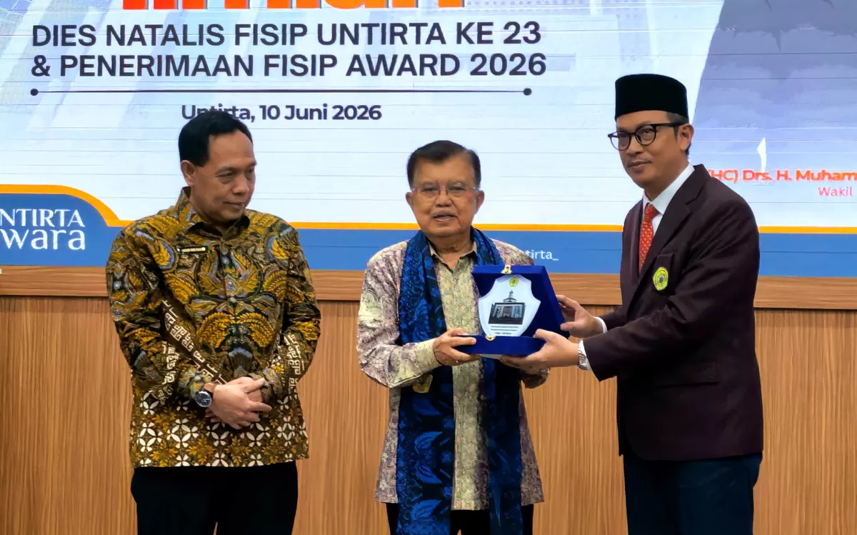 JK usai menyampaikan orasi ilmiah pada Dies Natalis ke-23 Fakultas Ilmu Sosial dan Ilmu Politik (FISIP) Universitas Sultan Ageng Tirtayasa (Untirta), Banten, Rabu (10/6/2026). (Ist)