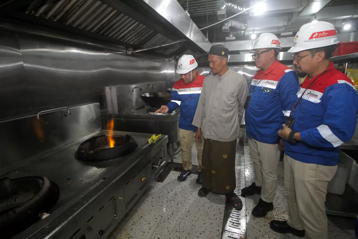 Jargas PGN menopang dapur Pesantren Dalwa untuk 15 ribu santri. Pasokan 24 jam bantu hemat biaya energi hingga 36 persen.