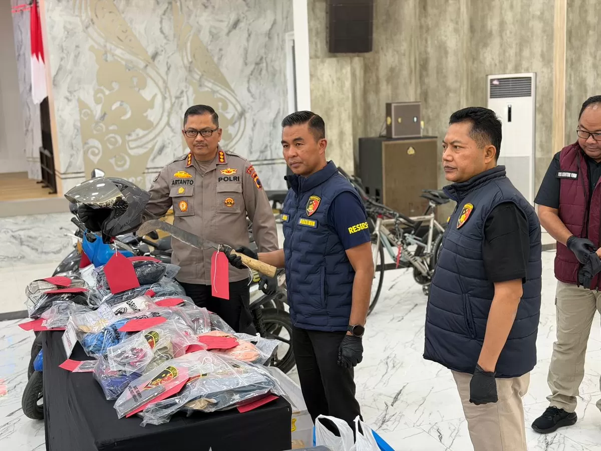 Polda Jateng mengungkap 75 kasus 3C sepanjang Juni 2026. Sebanyak 121 tersangka ditangkap, curanmor menjadi kasus terbanyak.