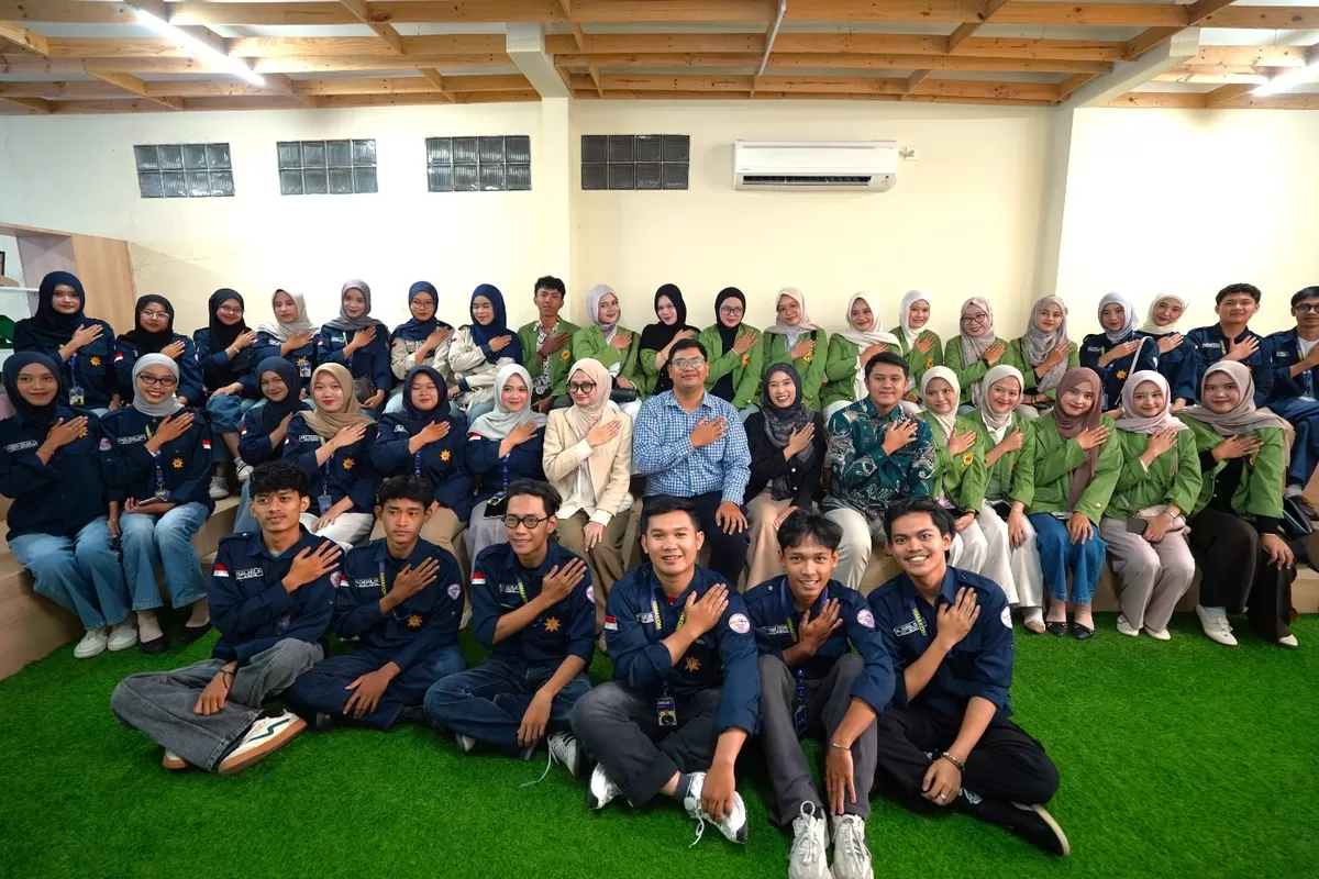 Mahasiswa Sains Komunikasi Unida Bogor mengunjungi Promedia Group untuk mengenal ekosistem media digital dan dunia kerja industri media.
