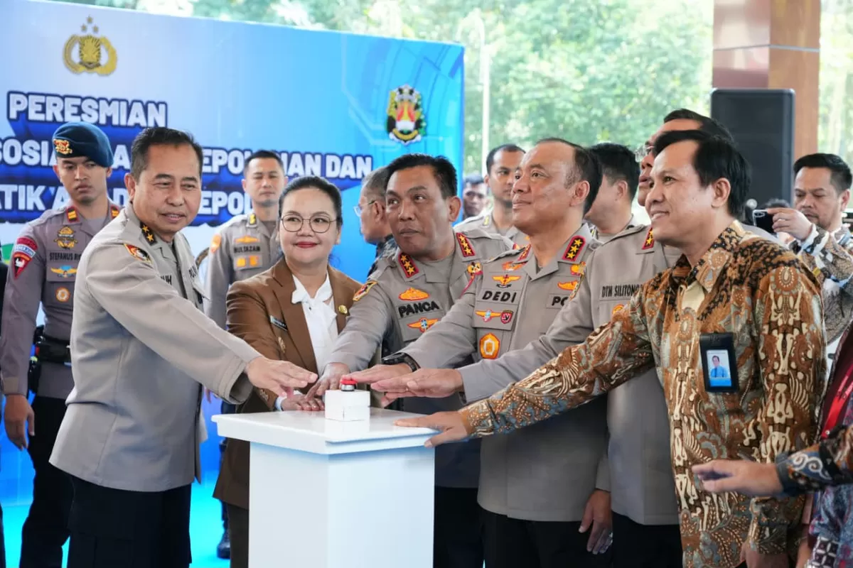 Wakapolri  KomjencDesi Prasetya meesmikan Laboratorium Sosial Sains dan Kelas Tematik dalam rangka perkuat Akpol Scientif Policing..(Foto/Ist)   