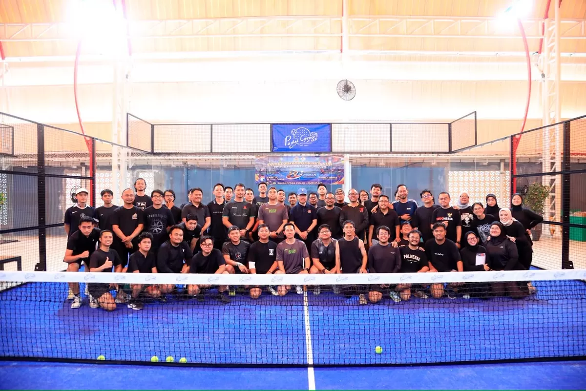 Kepala Biro Pengelolaan Informasi dan Dokumentasi (Karo PID) Divhumas Polri, Brigjen Pol. Saptono Erlangga membuka kejuaraan Padel HUT Bhayangkara 2026.(Foto/Ist).