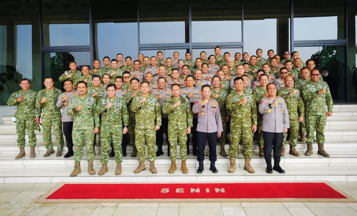 Kapolri silaturhami dengan Pamglima TNI perkuat silaturahmi Polri dan TNI.(Foto/Ist)
