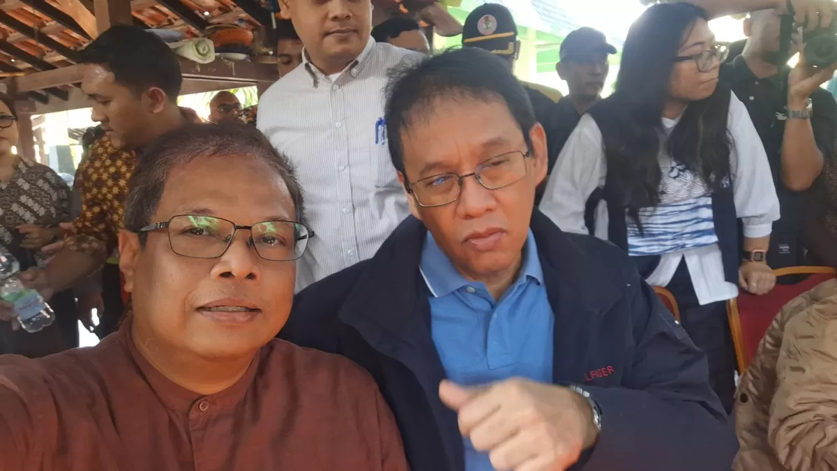 Agus peneliti ITB bersama menkeu Purbaya dok. Pribadi