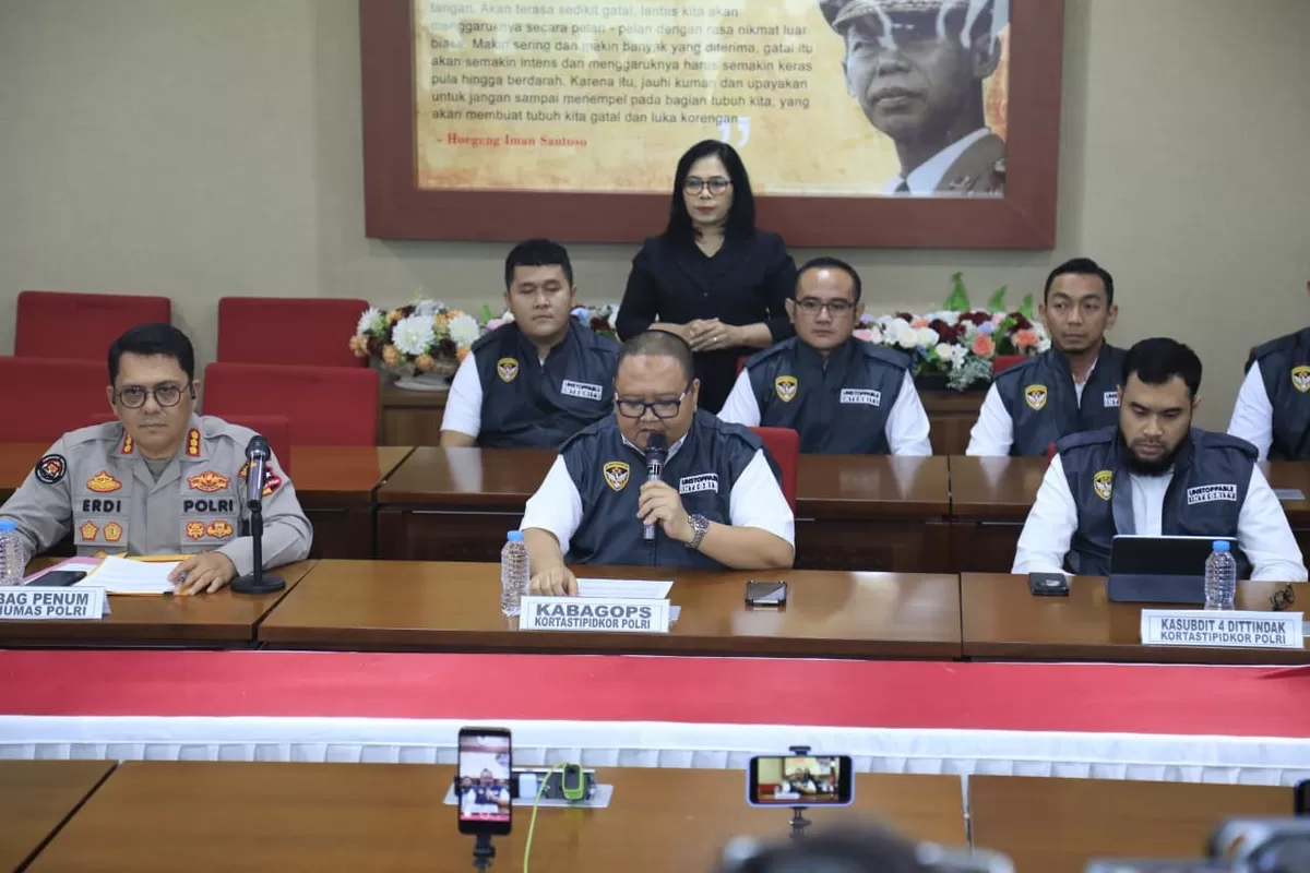 Penyidik Polri tetalkan tersangka kasus dugaan korupsi  rugikan negara ratusan miliarcrupiah (Foto/Ist(