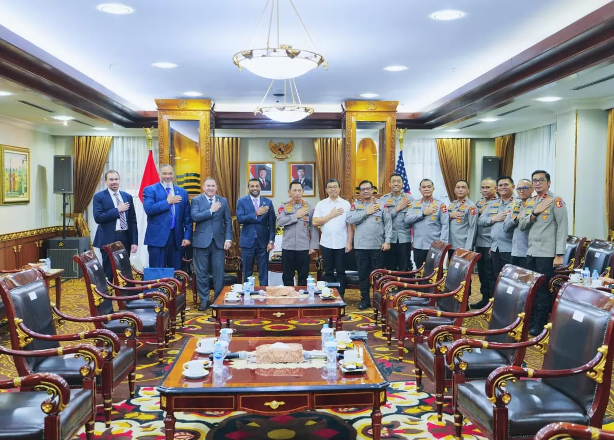 Kapolri menerima audensi Direktur FBI perkuat kerja sama penangganan kejahatan transnasional.(Foto/Ist)