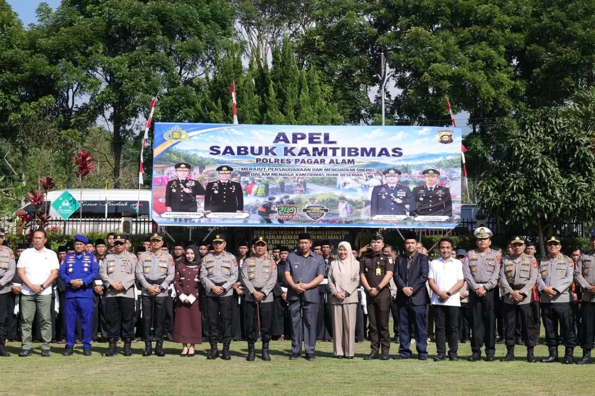 Kapolda Sumsel pimpin apel sabuk Kamtibmas di Kota Pagar Alam.(Ist)