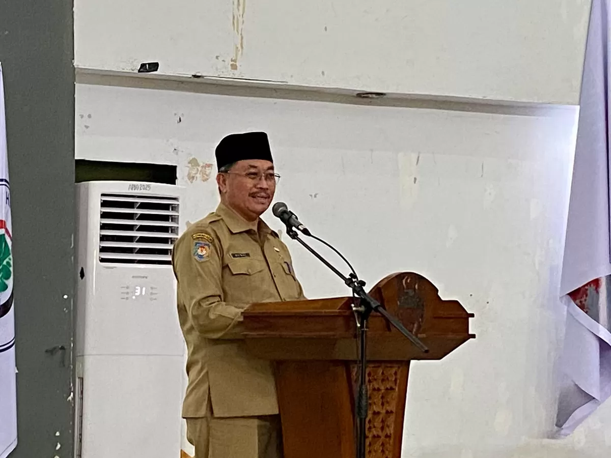 Asisten II Pempriv Bengkulu,RA Deny memnuka rakor singkronisasi program makan bergizi gratis du Bengkulu.(Foto/Ist)