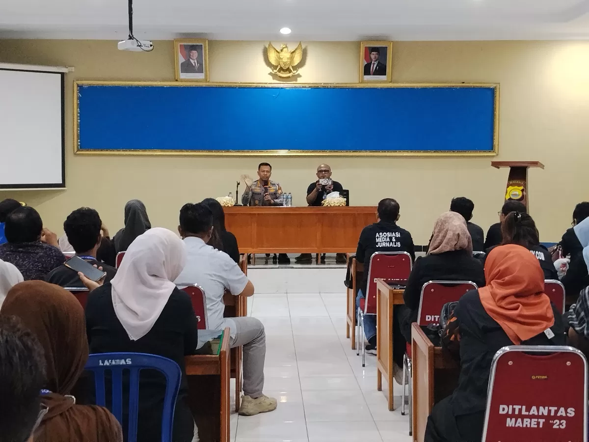 Dirlantas Polda Bengkulu bersilaturahmi dengan sejumlan media di Bengkulu. (Foto/Ist)