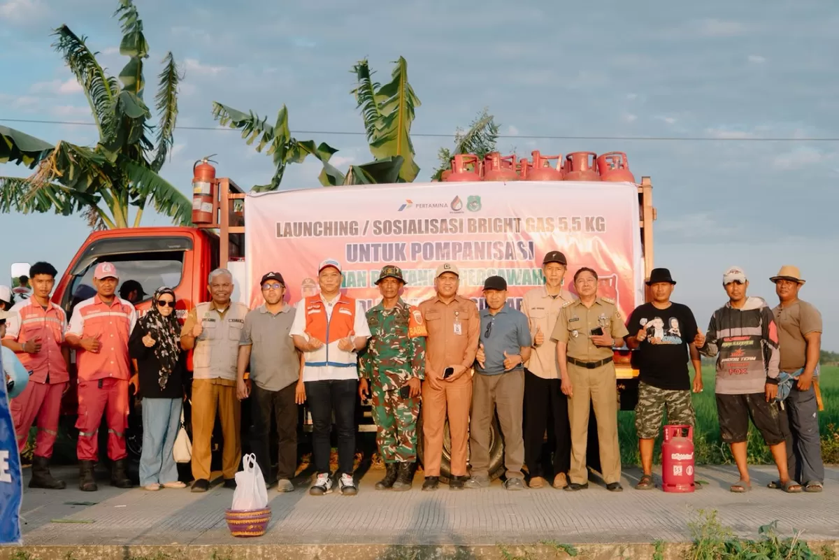 Sosialisasi dan peluncuran penggunaan Bright Gas 5,5 kg sebagai bahan bakar mesin pompa air irigasi bagi kelompok tani di Kabupaten Sidenreng Rappang (Sidrap), Selasa (4/8). (Ist)