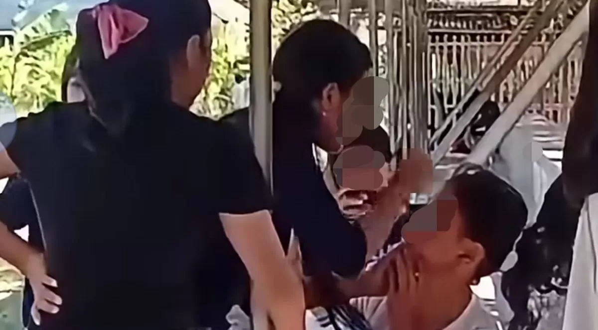 Viral video dugaan perundungan ABG Cilacap, Jawa Tengah di media sosial. (Instagram/infocilacap24jam)