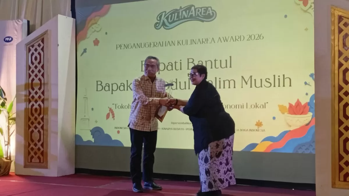 Bupati Bantul Menerima Penghargaan (Philipus Anton/ SP.news)