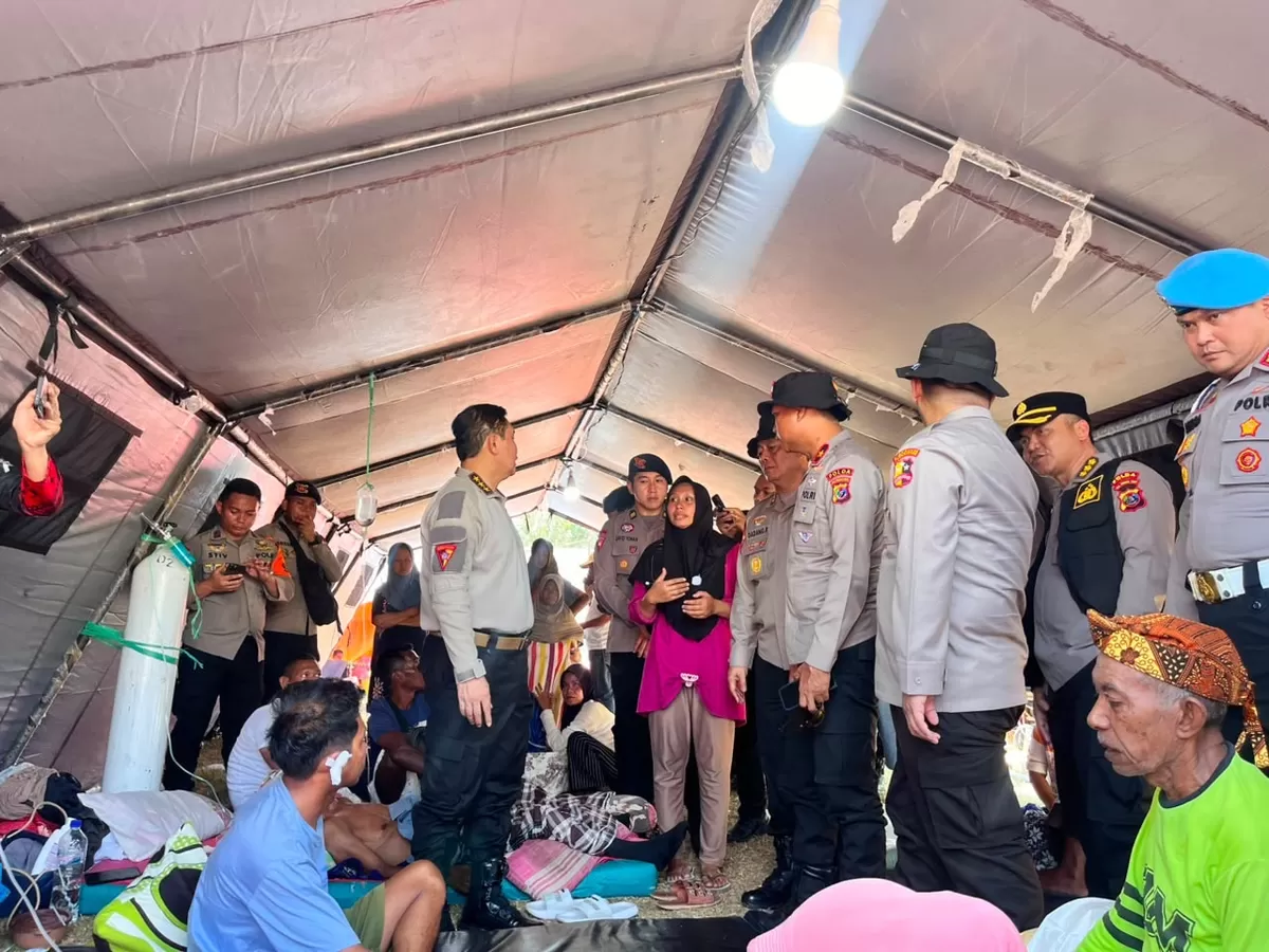 Astamaops Kapolri turun langsyng ke lapangan memastikancpelayanan kepqda korban gempa berjalan baik. (Foto/Ist)