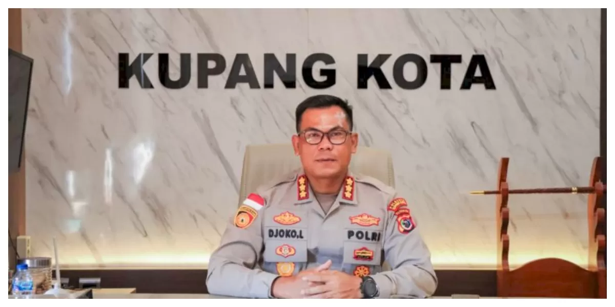 Kapolresta Kupang Kota Kombes Pol Djoko Lestari memberikan penjelasan kepada awak media terkait video viral polisi dan warga usai apel. (Foto TBN Polresta Kupang Kota)