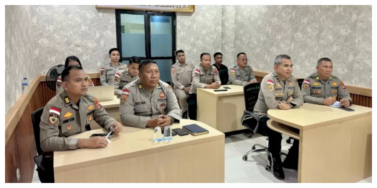 Suasana rapat virtual Polda NTT bersama Mabes Polri membahas kesiapan rekrutmen Akpol 2026, menekankan transparansi, pengawasan ketat, serta pencegahan praktek percaloan. (Foto TBN Polda NTT)