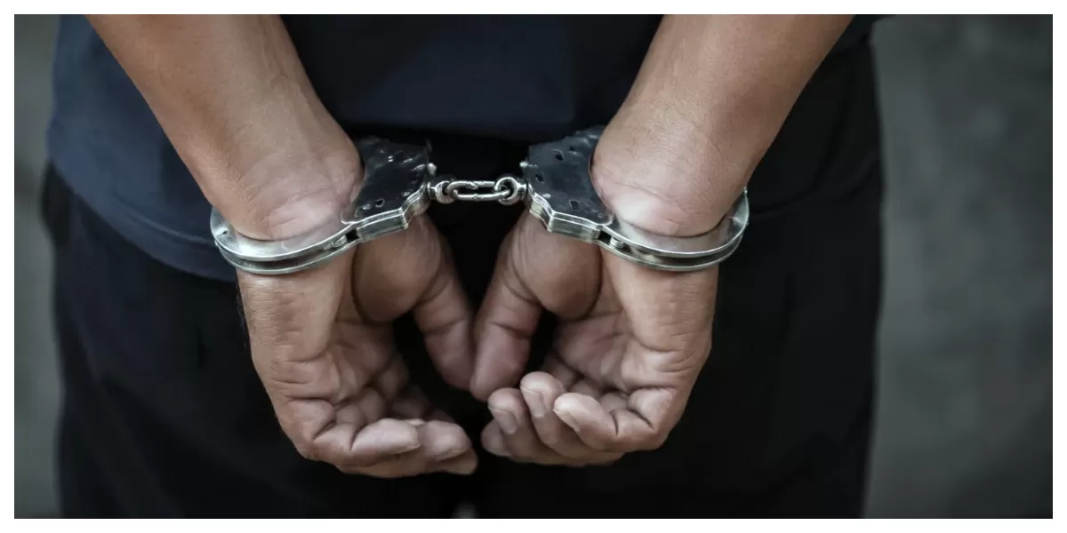 Foto ilustrasi tangan diborgol.