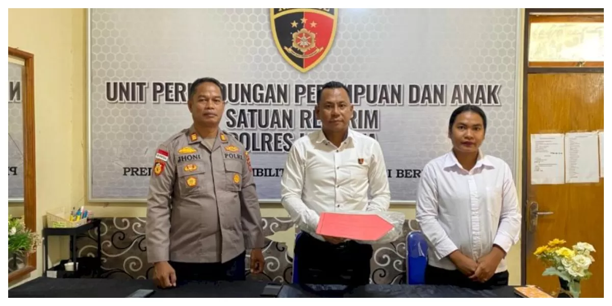 Suasana konferensi pers Unit PPA Polres Lembata terkait penanganan kasus pencabulan anak, dihadiri pejabat kepolisian dan insan pers di Lembata tahun 2026 NTT. (Foto TBN Polres Lembata)