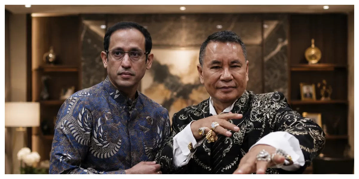 Ilustrasi kolase memperlihatkan mantan Menteri Pendidikan, Kebudayaan, Riset, dan Teknologi Nadiem Makarim bersama pengacara Hotman Paris Hutapea dengan latar baru. Foto: Ilustrasi/AI.