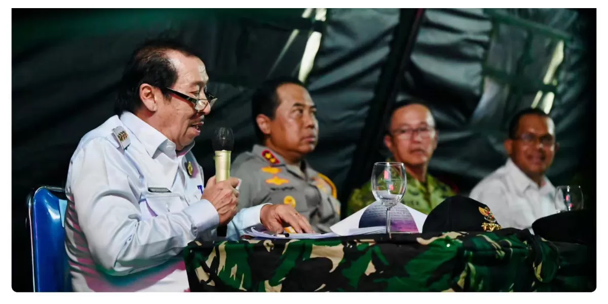 Bupati Nagekeo Simplisius Donatus menyampaikan kondisi gempa dan peran MBG kepada Presiden Prabowo dalam rapat penanganan bencana. 