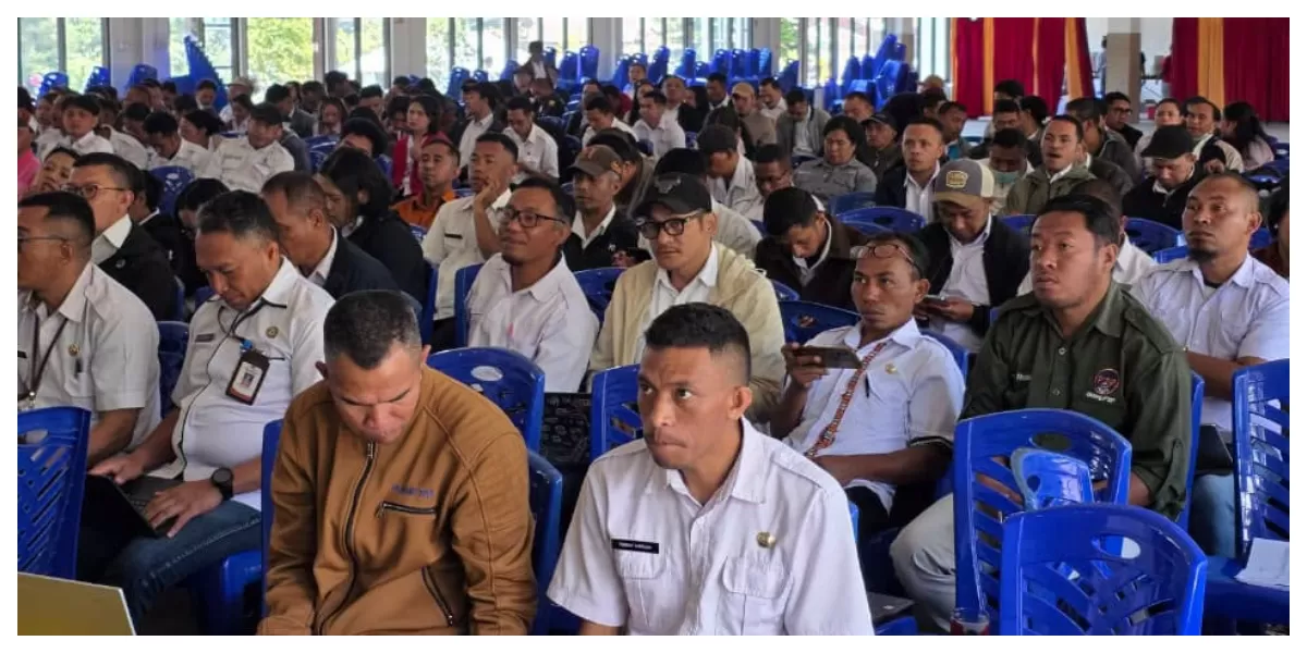 Kepala Badan Nasional Penanggulangan Bencana (BNPB) melakukan pertemuan untuk membahas penanganan dan percepatan pemulihan pascagempa di Nusa Tenggara Timur. (Foto Dok. BNPB)