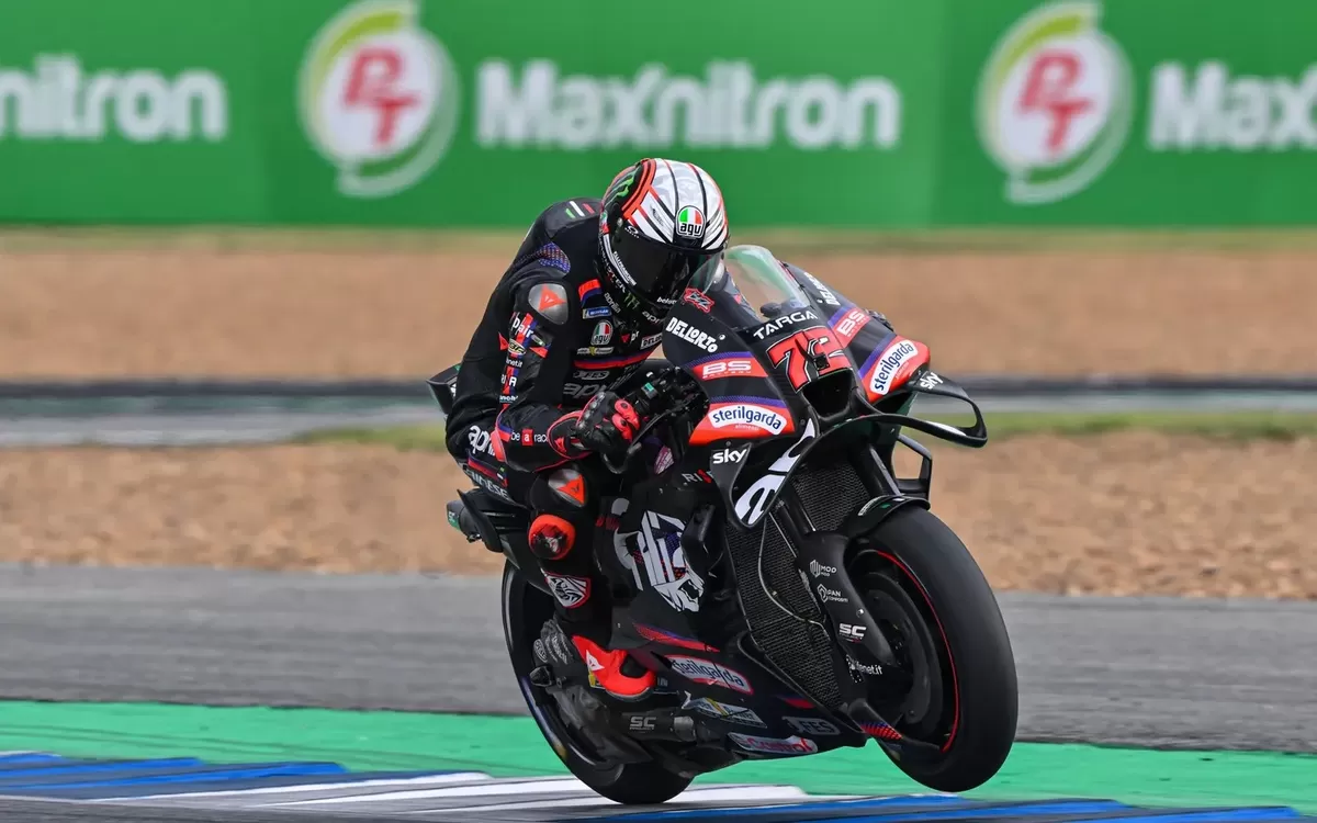 Pembalap Aprilia Marco Bezzecchi tampil dominan di sesi practice GP Thailand di Buriram (MotoGP)