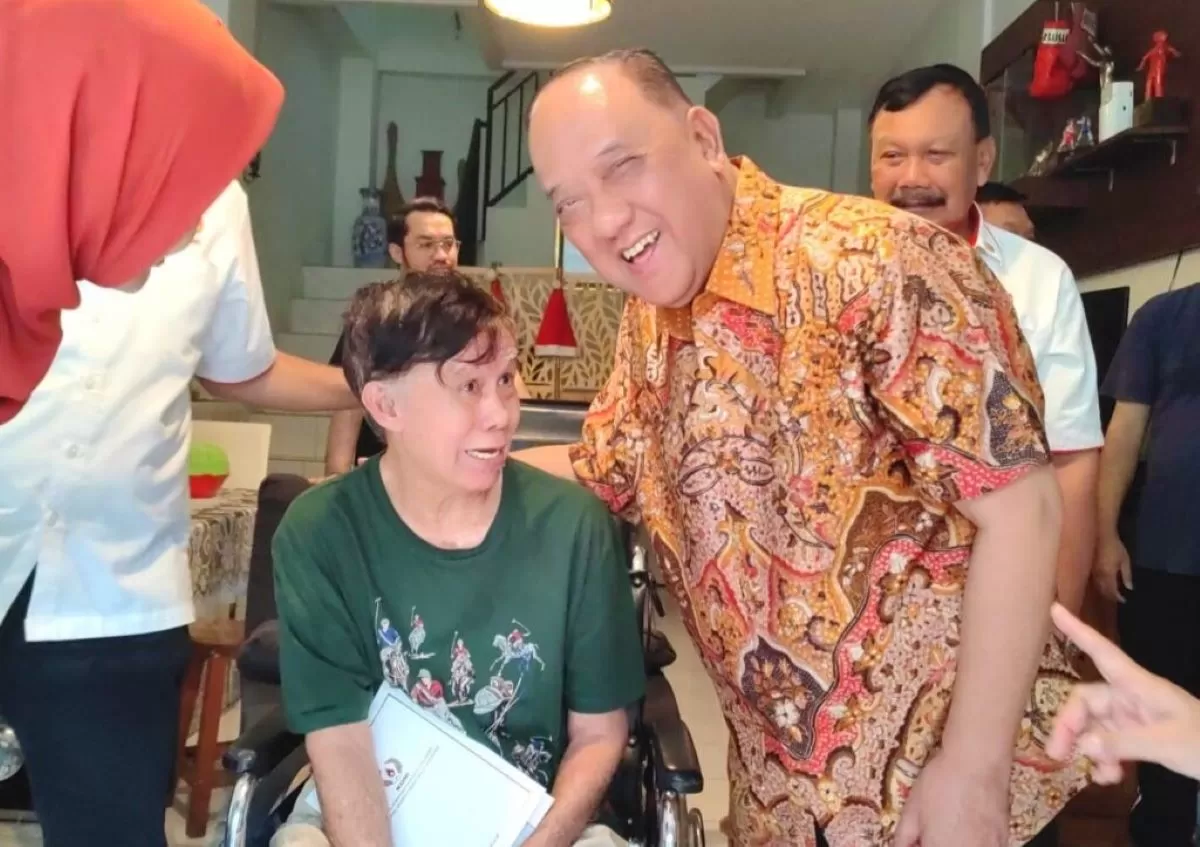 Ketum KONI Pusat Marciano Norman bersama Ellyas Pical (KONI)