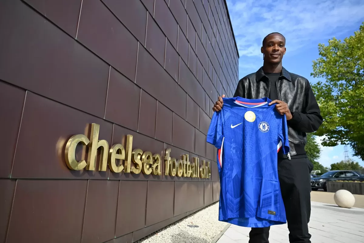 Kedatangan Emanuel Emegha dari Strasbourg akan membuat persaingan lini depan Chelsea menjadi menarik.