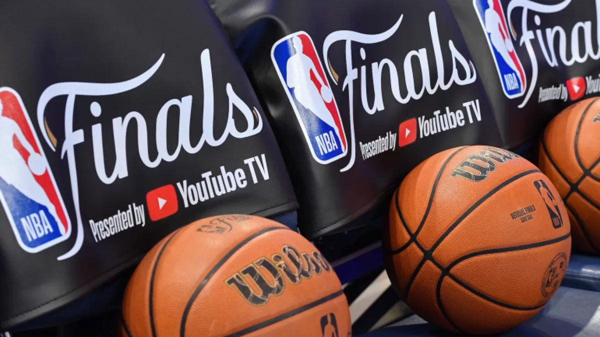 NBA resmi merilis jadwal lengkap fase postseason musim 2025-2026, mulai dari turnamen play-in hingga Final NBA yang digelar pada Juni mendatang. (Getty Images)