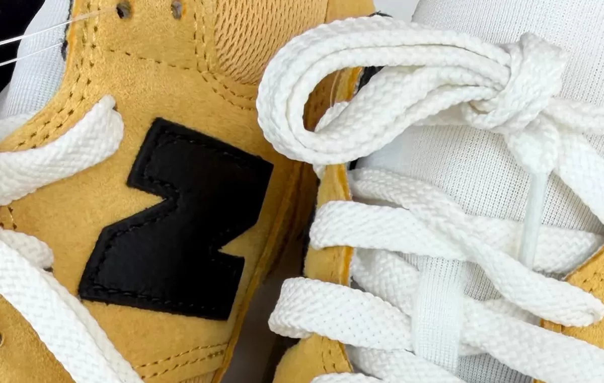 JJJJound Menggoda Kolaborasi New Balance 475 Berwarna Kuning  (sneakernews)