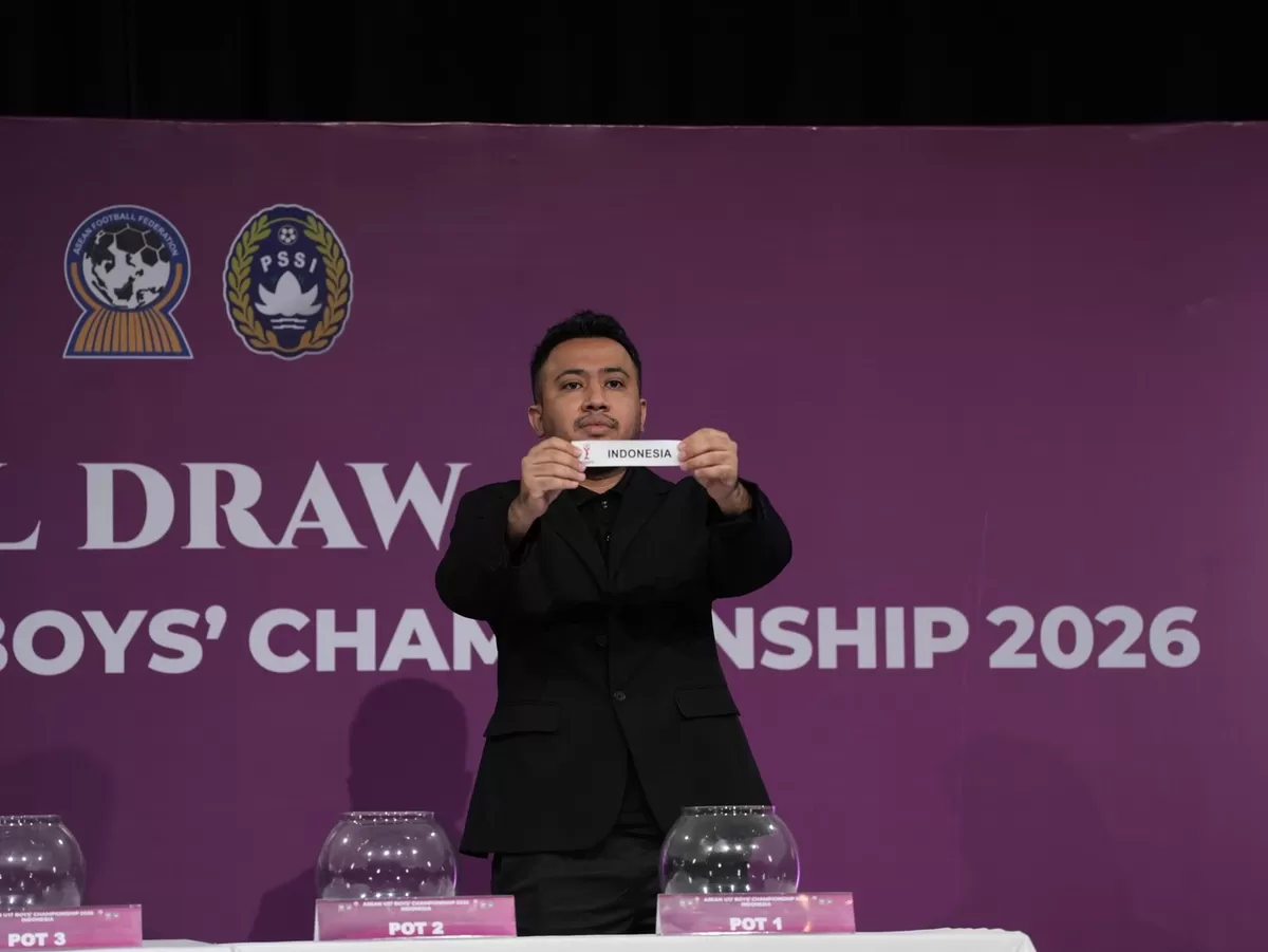 Komite Eksekutif PSSI, Muhammad mengambil undian ASEAN U-17 Boy's Championship 2026 di Jakarta, 6 Maret 2026. (PSSI)