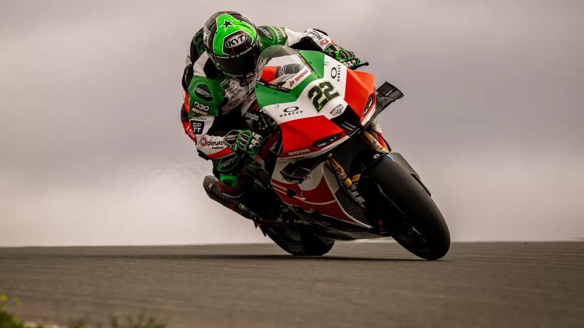 Alex Lowes (Bimota by KRT) catat waktu tercepat di Tes WorldSBK di Portimao, Portugal. (WorldSBK)