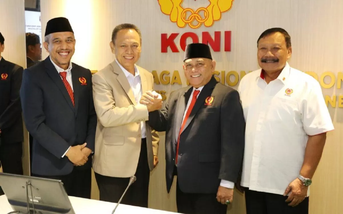 KONI Banten dan Lampung menyambangi KONI Pusat untuk menyerahkan berkas persyaratan tuan rumah PON XXIII 2032. 