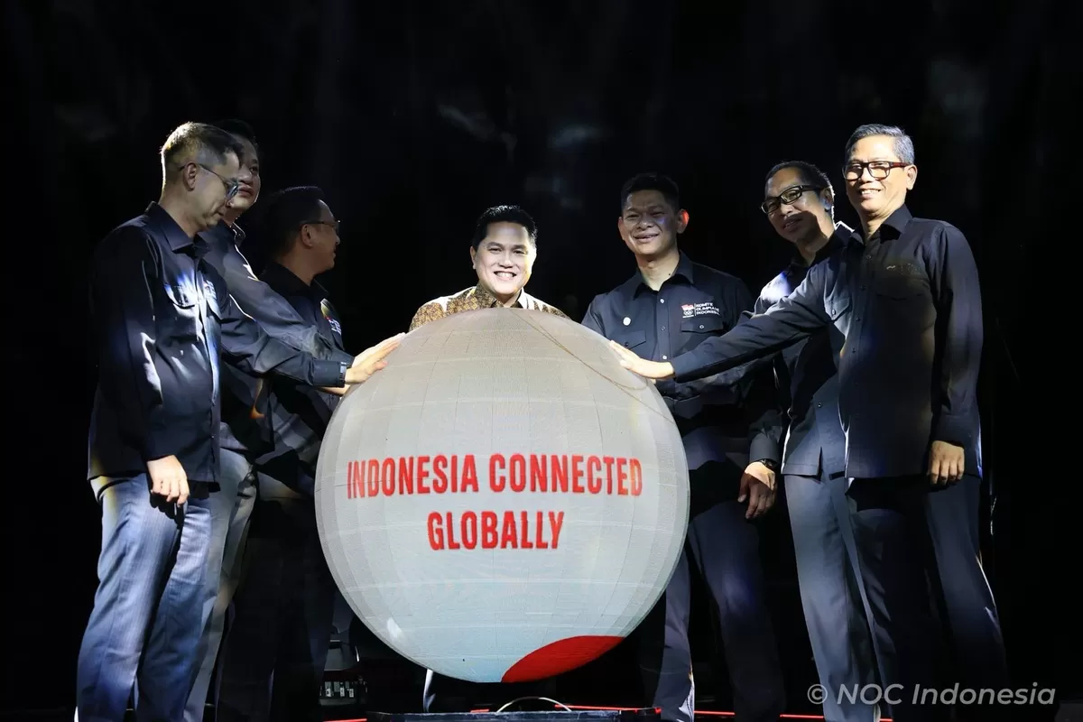 NOC Indonesia mengusung tema &ldquo;Indonesia Connected Globally, Athletes Protected Completely, and United in Peace.&rdquo;