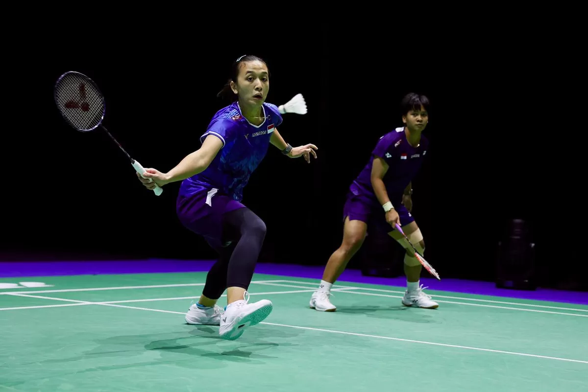 Pasangan Febriana Dwipuji Kusuma/Meilysa Trias Puspitasari harus mengakui keunggulan unggulan kedua asal Tiongkok, Jia Yi Fan/Zhang Shu Xian. Mereka tersingkir di babak kedua Swiss Open 2026, 12 Maret (PBSI)