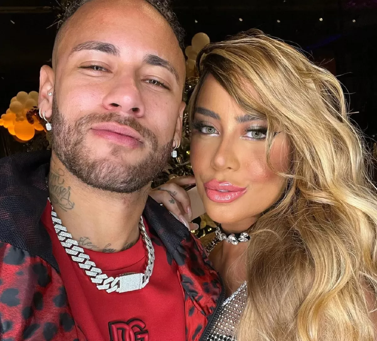 Neymar dan saudara perempuannya memiliki hubungan yang dekat. (Instagram @neymarjr)