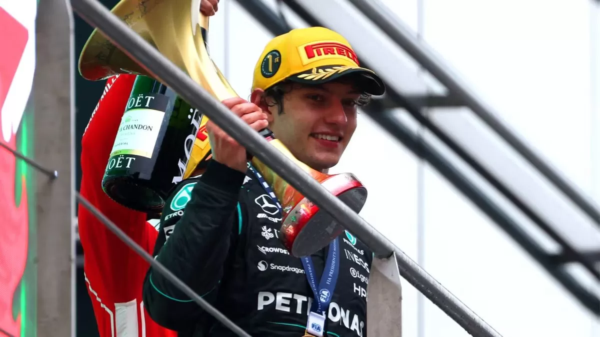 Pembalap Mercedes Kimi Antonelli raih podium utama GP China di Shanghai (Formula1)