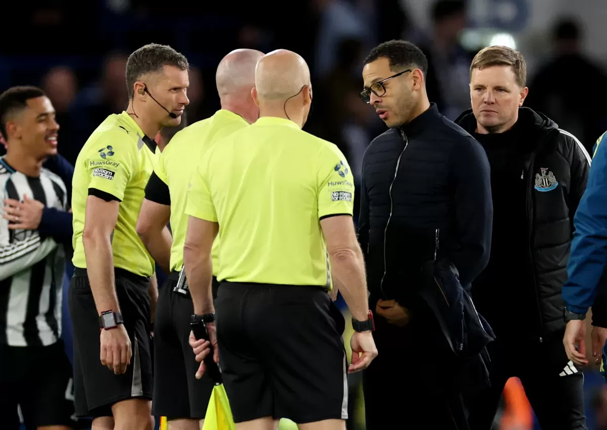 Pelatih Chelsea Liam Rosenior mengklaim kekhawatiran utama Paul Tierney