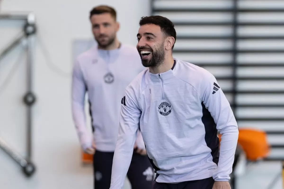Bruno Fernandes jalani sesi latihan bersama skuat Manchester United (Manchester United)