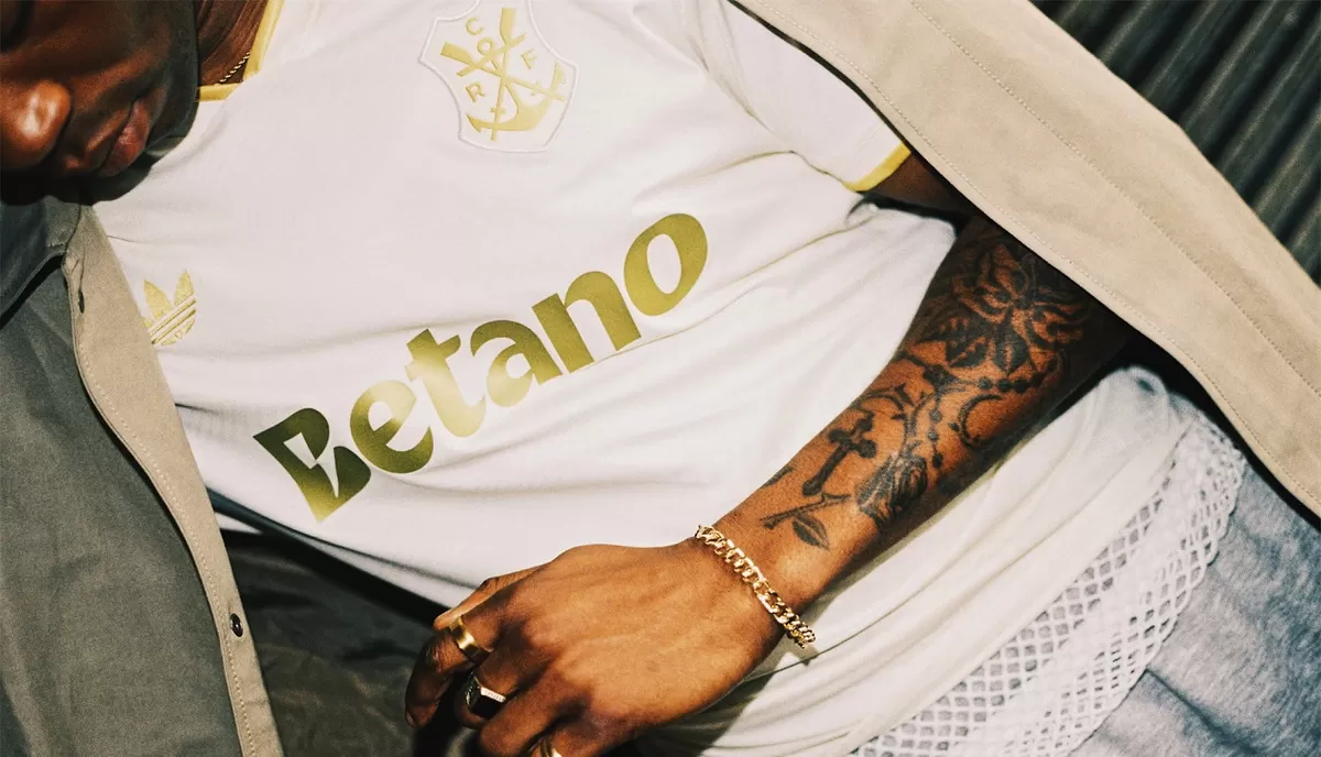 Seragam Ketiga Clube de Regatas do Flamengo 2025/26.