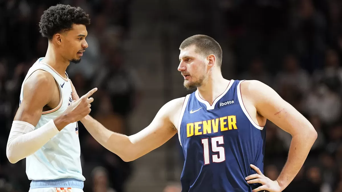 Center San Antonio Spurs Victor Wembanyama dan center Denver Nuggets Nikola Jokic sama-sama naik peringkat dalam prediksi MVP terbaru.  (Scott Wachter-Imagn Images)