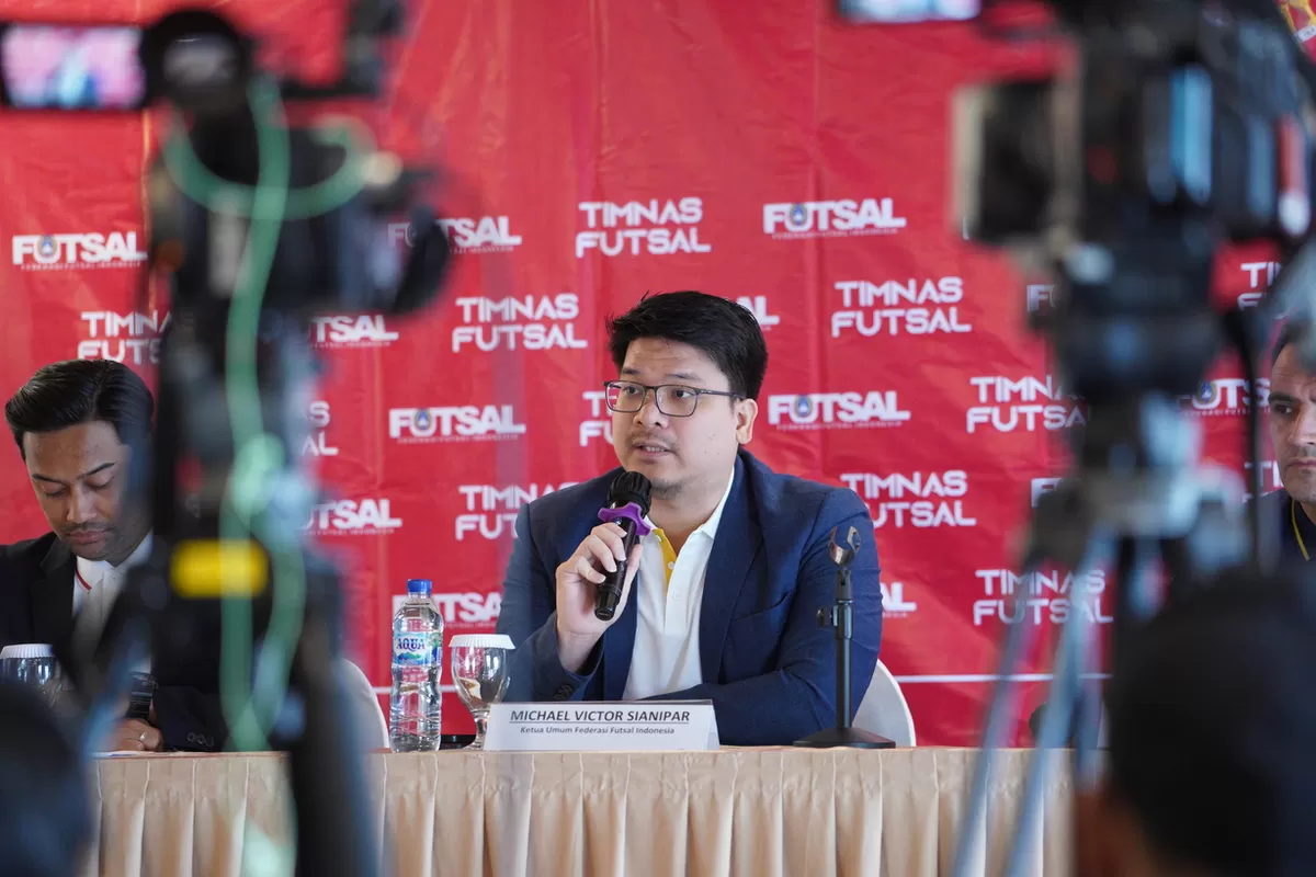 Ketua Umum Federasi Futsal Indonesia, Michael Victor Sianipar terangkan persiapan Timnas menuju Piala AFF 2026. Jadi awalan menuju target besar Piala Dunia 2028 dalam jumpa pers di Jakarta, 31 Maret. (FFI)