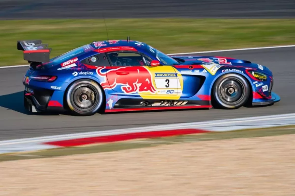 Max Verstappen di ajang balap 24H mengendarai Mercedes AMG GT3 EVO (Max Verstappen)