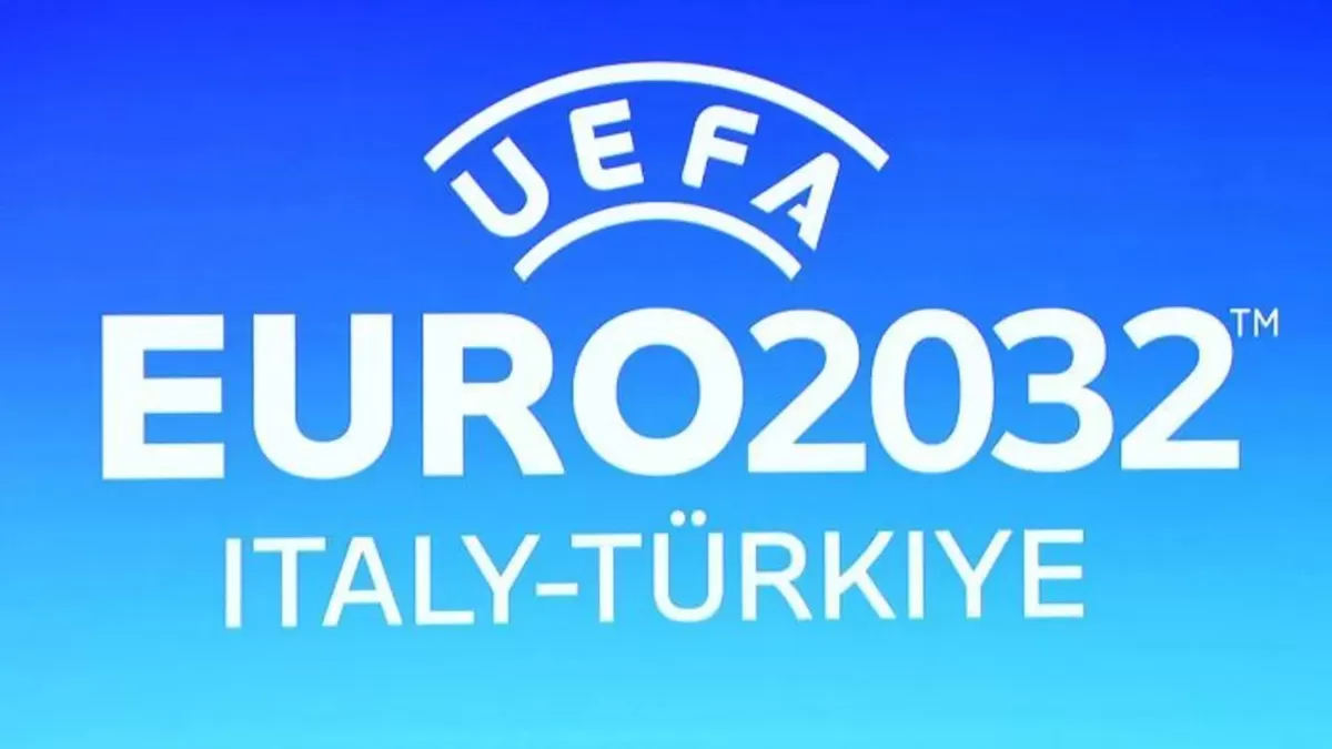 Logo Piala Eropa 2032 di Italia-Turki. Italia terancam batal jadi tuan rumah karena ketidaklayakan stadion penyelenggara.  (Gazzette)