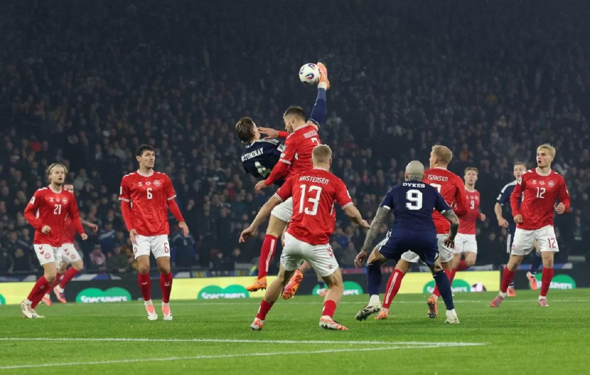 Scott McTominay dari Skotlandia mencetak gol pertama timnya selama pertandingan kualifikasi Piala Dunia FIFA 2026.