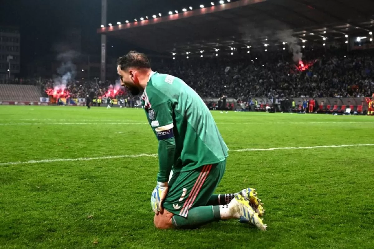 Gianluigi Donnarumma ungkap isu seputar timnas Italia.