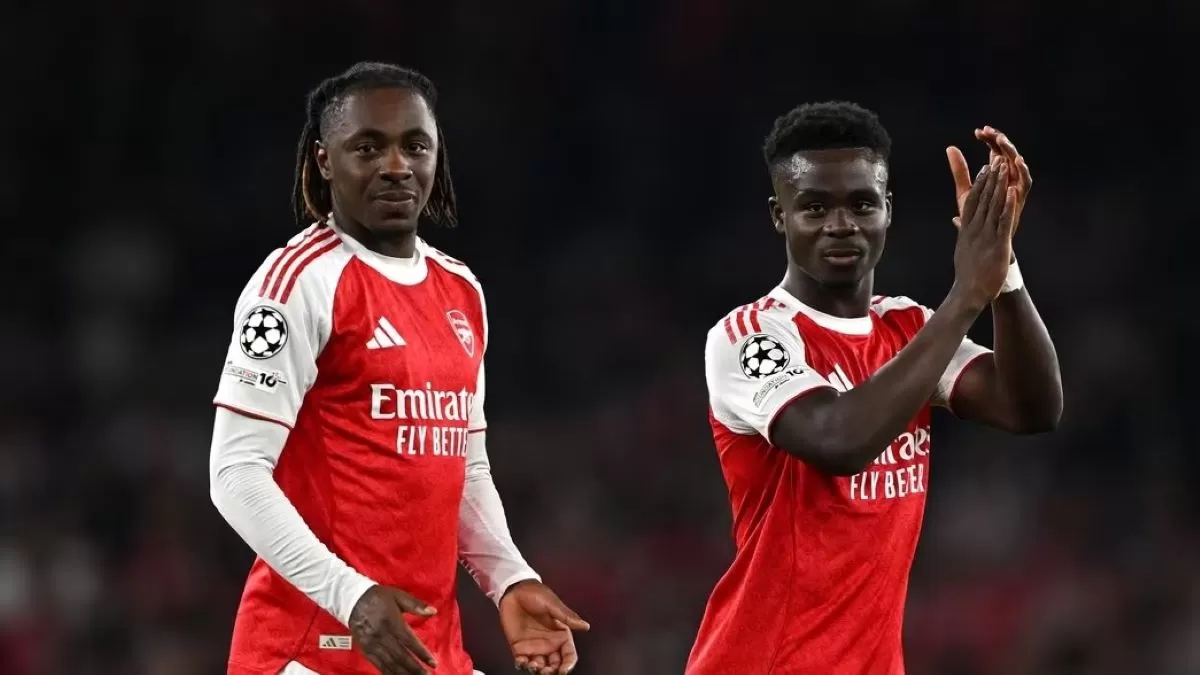 Eberechi Eze dan Bukayo Saka (kanan). (Arsenal)
