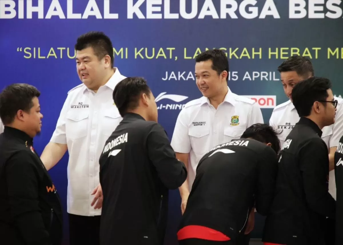 Wamenpora Taufik Hidayat lepas tim Piala Thomas dan Uber ke Denmark. (Kemenpora/Raiky)