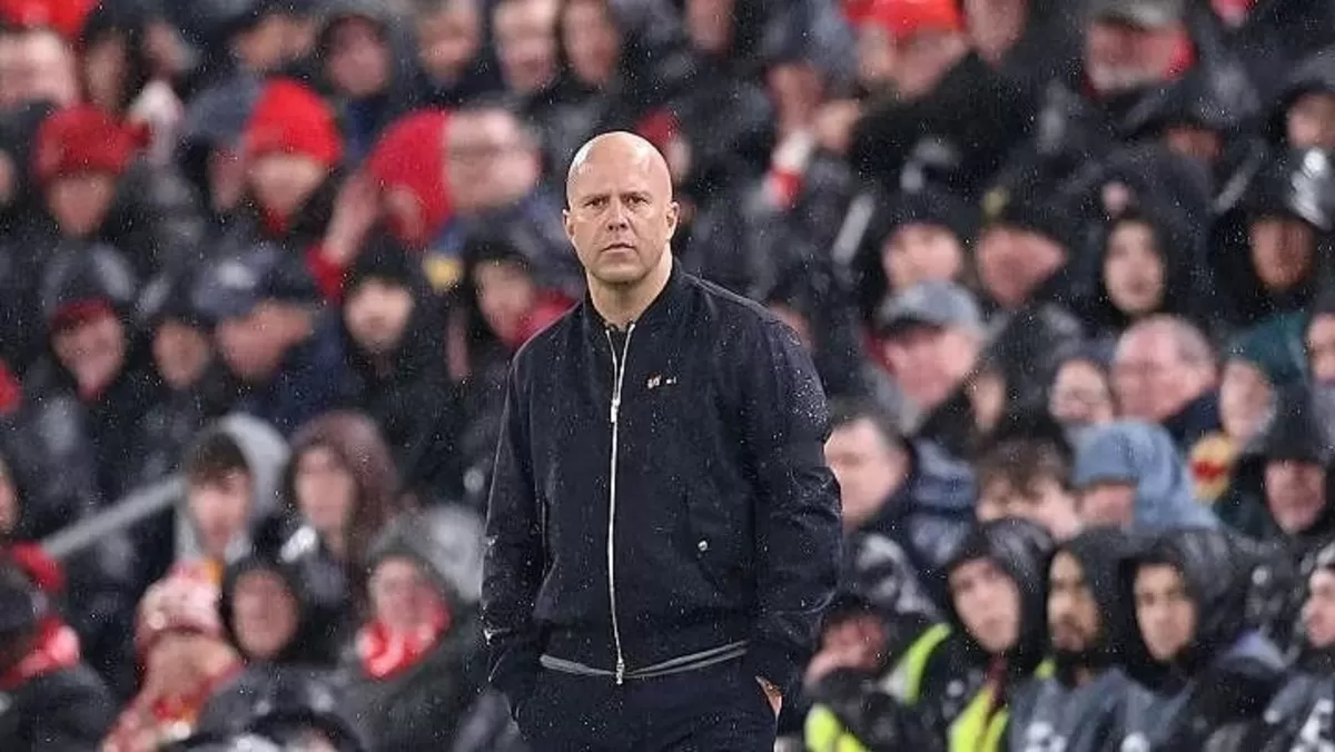 Pelatih Liverpool Arne Slot yakin mestinya dapat hadiah penalti.